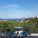 Appartamento Lovely Split Level With Sea View, Pool, Free Parking And Wifi