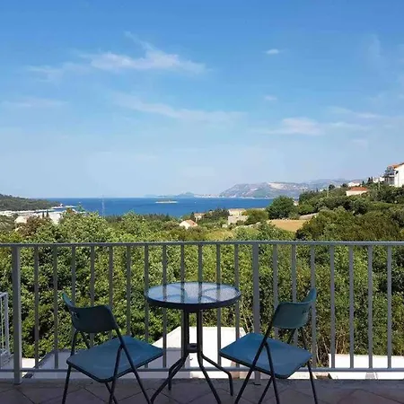 公寓 Lovely Split Level With Sea View, Pool, Free Parking And Wifi