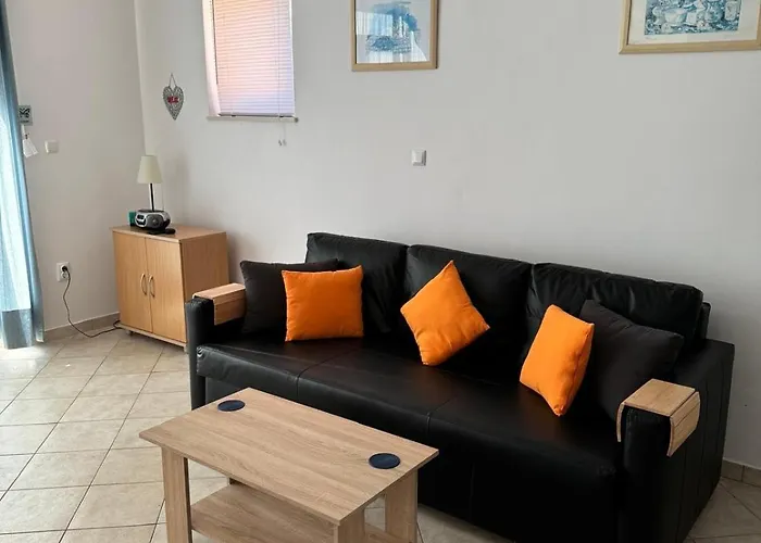 Apartament Lovely Split Level With Sea View, Pool, Free Parking And Wifi *